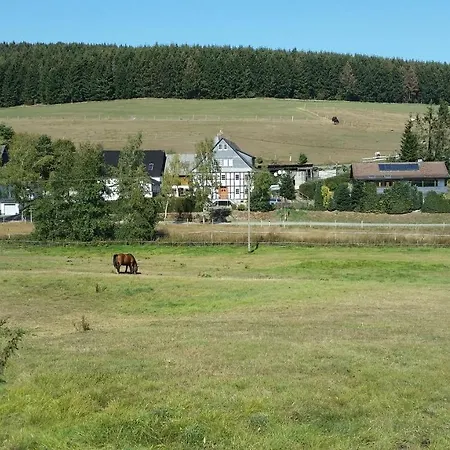 Uebernachten In Unseren Crutpracht Gaestezimmern Mit Grossem Bauernfruehstueck, Ab April 24 Auch In Der Duffel-scheune Διαμέρισμα Kirchhundem