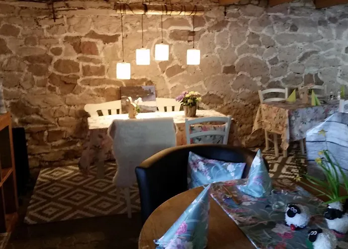 Apartman Uebernachten In Unseren Crutpracht Gaestezimmern Mit Grossem Bauernfruehstueck, Ab April 24 Auch In Der Duffel-scheune