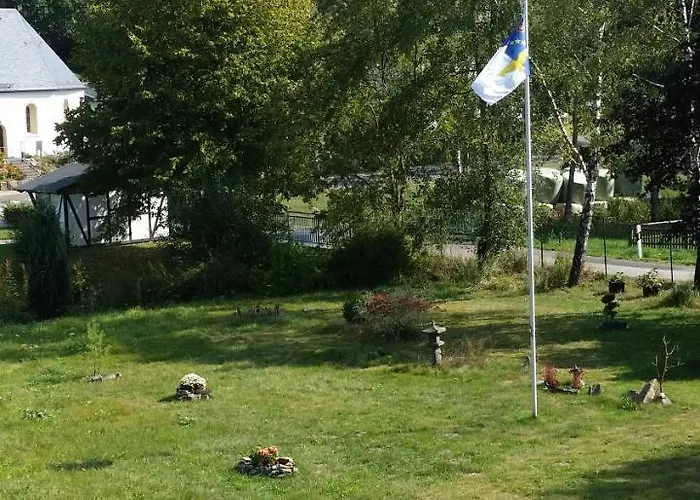 Uebernachten In Unseren Crutpracht Gaestezimmern Mit Grossem Bauernfruehstueck, Ab April 24 Auch In Der Duffel-scheune Apartman Kirchhundem